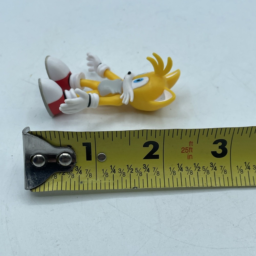 Sonic the Hedgehog Tails Poseable Jakks Action Figure 2.5" - Picture 7 of 8